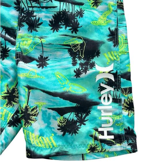 HURLEY BOYS Rash Guard Swim Set 5 NWT - Picture 4 of 8